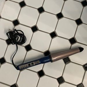 InfinitiPro Conair curl wand